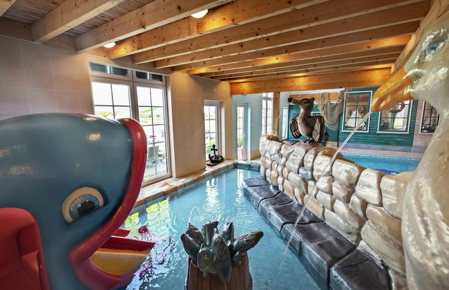 Family Getaway w/ Garden - Photo 15