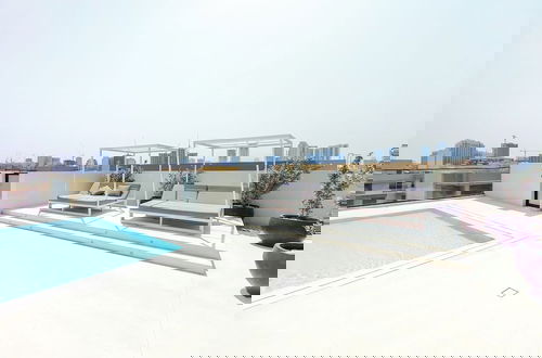 Foto 36 - Experience a One-of-a-Kind Escape in JVC
