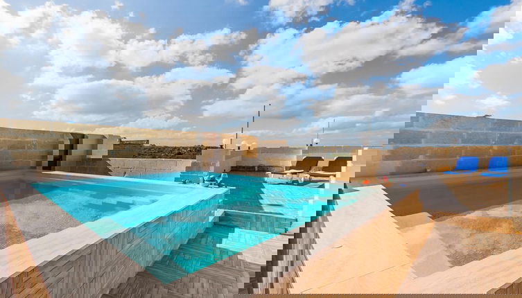 Photo 1 - Naduri Beautiful Gozitan Villa Pool