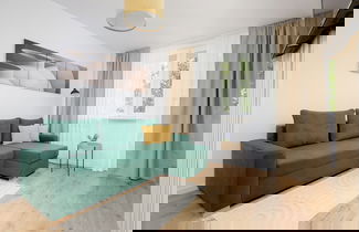 Photo 1 - Cozy Two-bedroom Apartment by Renters