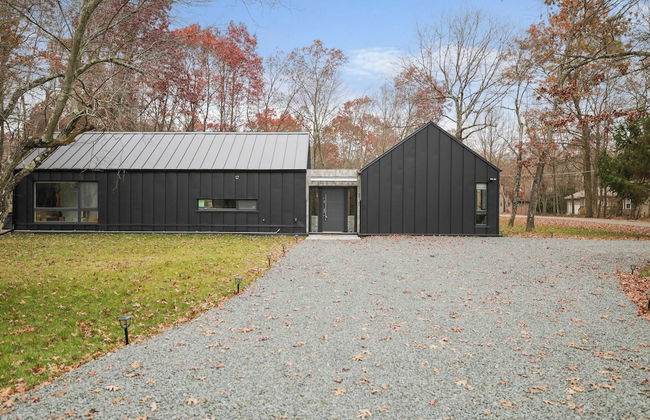 The Barn House by Avantstay Modern, Outdoor Living Area & Hot Tub - Foto 63