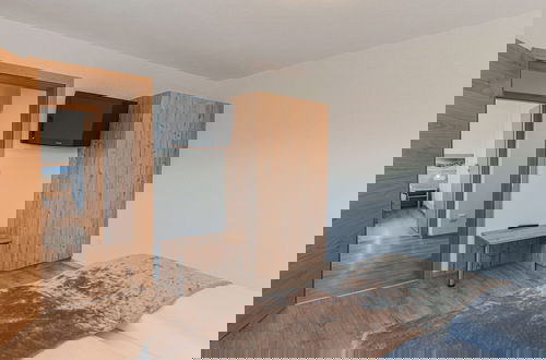 Foto 8 - Cozy Apartment in Brixen in the Thale With Terrace