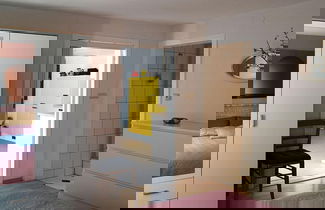 Photo 2 - Holiday Home With art