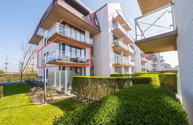 Flat in Belgium With Pool and Green Views - Photo 30