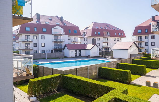 Flat in Belgium With Pool and Green Views - Photo 15