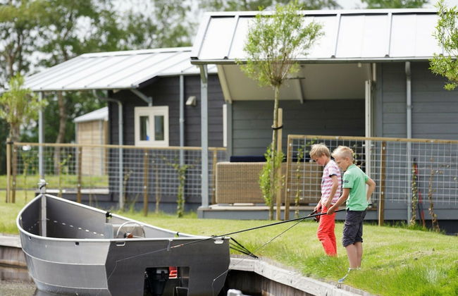 Modern Chalet Near Lake Sneek - Foto 19