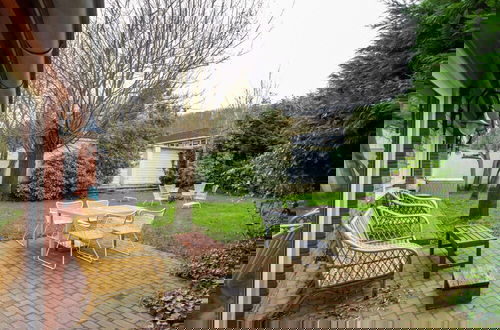 Foto 19 - Beautiful Bungalow With Garden