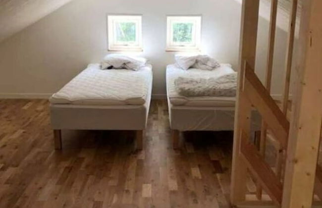 House Sjotorp Comfortable Holiday Residence - Photo 4