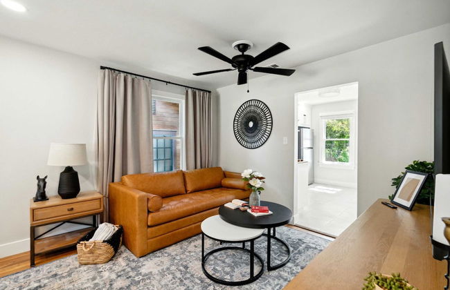 3 Separate Homes Walkable to Soco - Foto 22