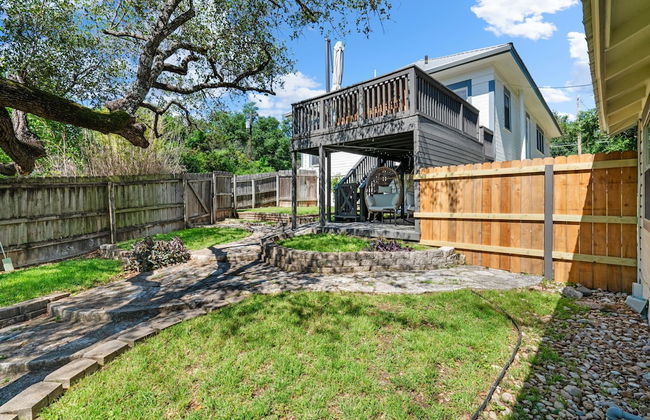 Modern Decor Walkable to Soco - Foto 21