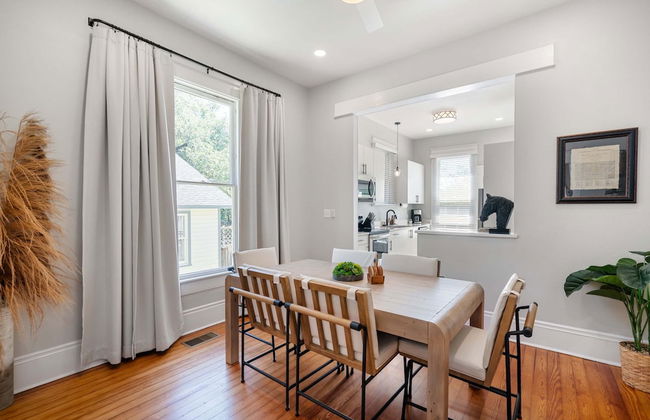 Modern Decor Walkable to Soco - Foto 16