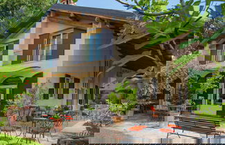 Photo 1 - Gorgeous Vacation Home With Pool