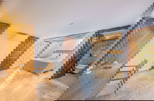 Foto 9 - White Garden Villas