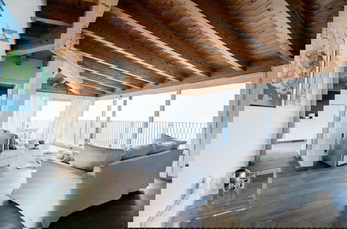 Foto 15 - MyHomeInComo - White Attic