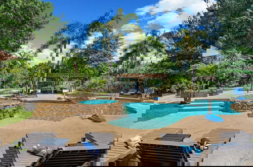 Foto 41 - 8BR Entertainers Estate w/ Pool, Games & Theater !