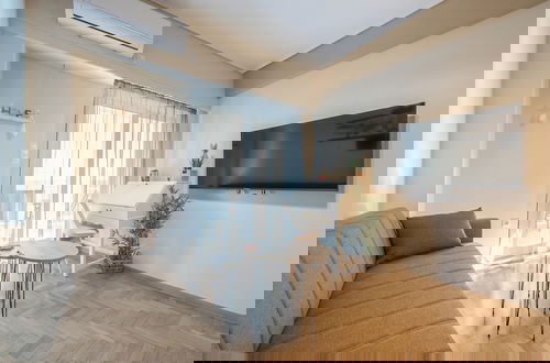 Foto 26 - Stylish City Apartment by Cloudkeys