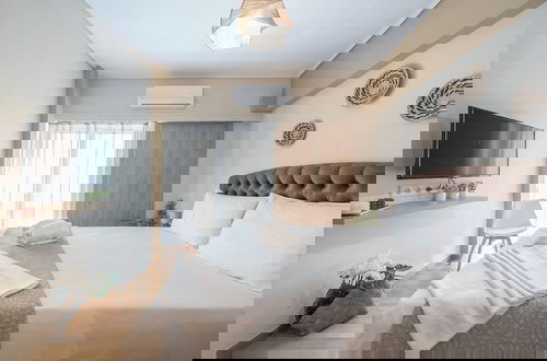 Foto 6 - Stylish City Apartment by Cloudkeys