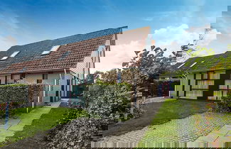 Foto 1 - Holiday Home in Zeeland With Garden