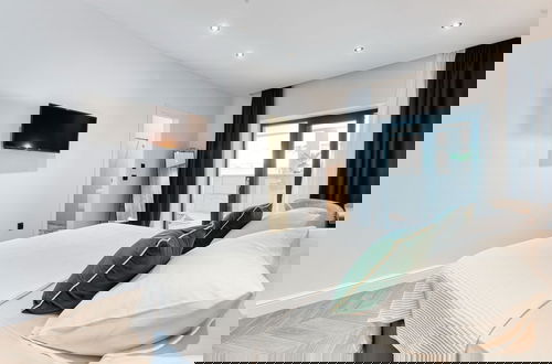 Photo 2 - Luxury B.one Apartment