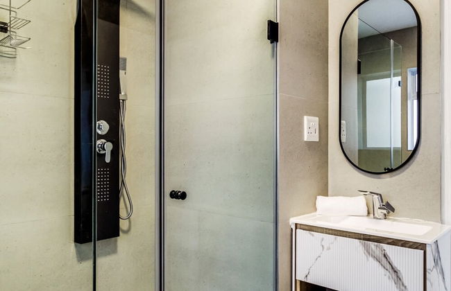 Unwind at Contemporary Alanda Apartment - Foto 14
