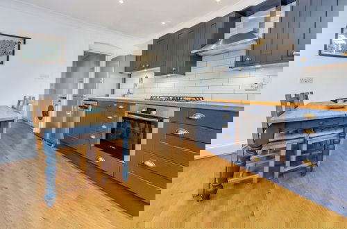 Foto 8 - Charming Hampstead Retreat with Patio