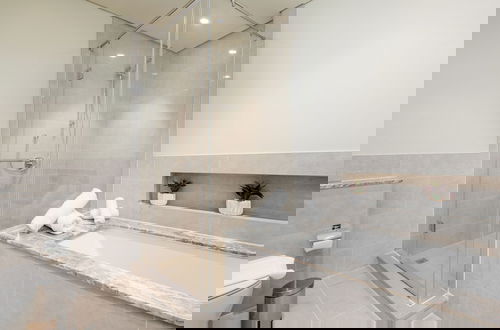 Foto 15 - Venduras - Luxurious 4BR Burj Downtown