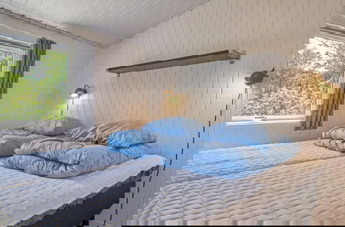 Foto 4 - 8 Person Holiday Home in Nexo