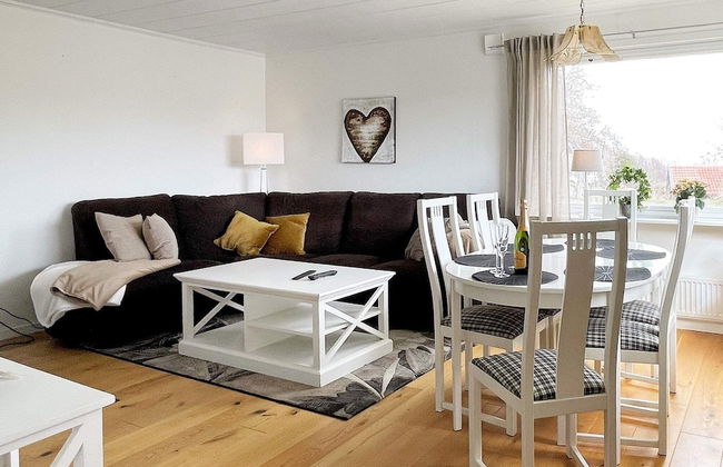 7 Person Holiday Home in Hjalteby - Foto 16