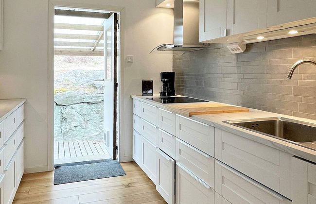 7 Person Holiday Home in Hjalteby - Foto 8