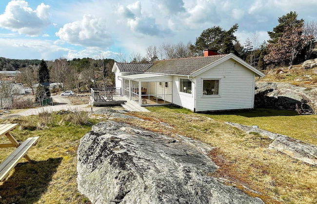 7 Person Holiday Home in Hjalteby - Foto 1