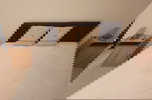 Photo 10 - Quiet House in Drap With Swimming Pool