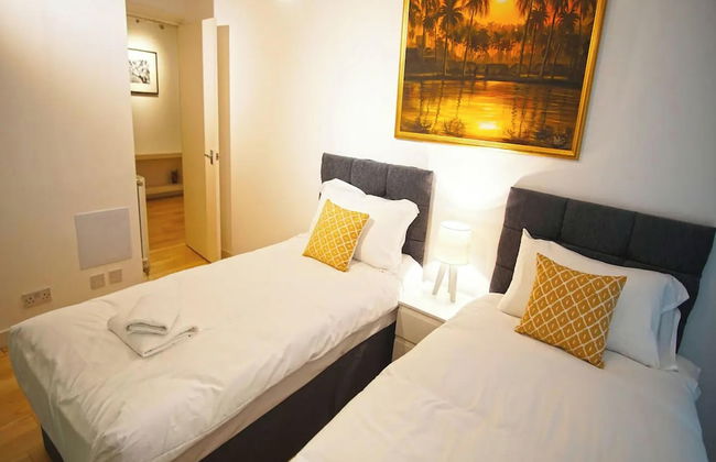 Superior Canary Wharf O2 Arena 2Bed - Photo 5