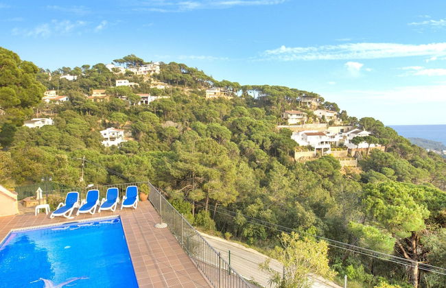 Serene Villa in Lloret de Mar With Private Swimming Pool - Foto 18