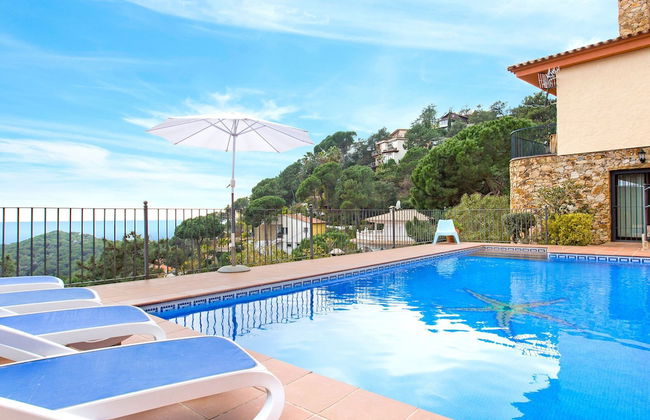 Serene Villa in Lloret de Mar With Private Swimming Pool - Foto 19