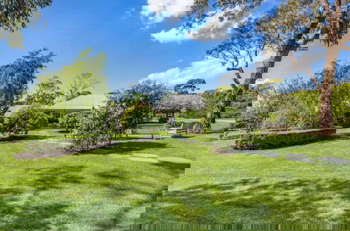 Photo 10 - Tranquil Estate With Pool Heated Spa Gardens