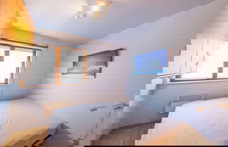 Photo 3 - Apartment Overlooking the Green Surroundings