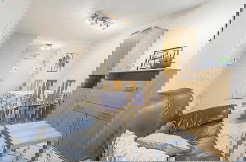 Foto 5 - Appealing Apartment With Terrace