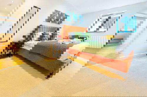 Foto 16 - High Street Apartments By REDWOOD STAYS
