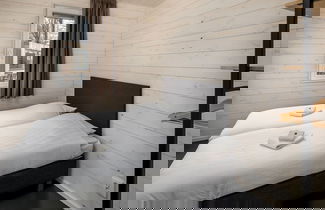 Foto 2 - Modern Waterfront Lodge, Located Within Green Surroundings