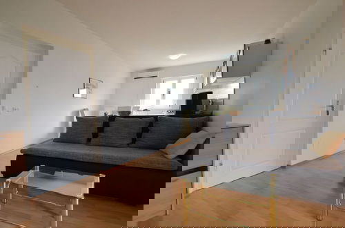 Foto 9 - Spacious Apartment With Loggia