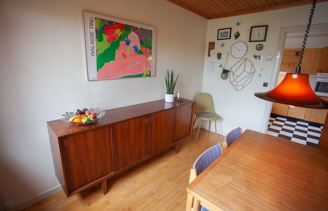 3 Storey 5 Bedroom, 3 Bathroom House in the Center of Tórshavn - Photo 16