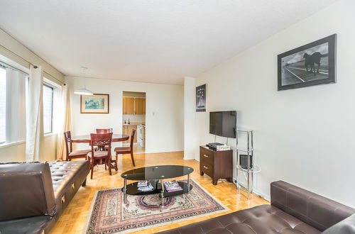 Photo 35 - Toronto Furnished Living - Gerard St. E