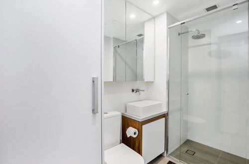 Photo 10 - Bribane Chinatown 2 Bed Apt, Parking, Pool, Gym - Qfv147-8