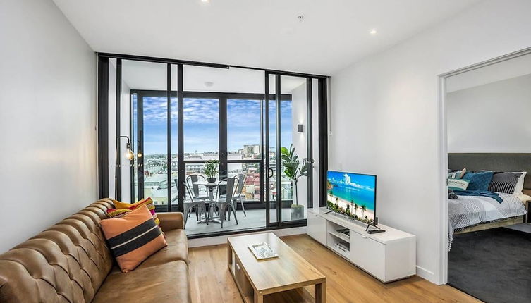 Photo 1 - Bribane Chinatown 2 Bed Apt, Parking, Pool, Gym - Qfv147-8