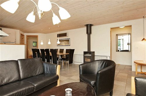 Photo 8 - 12 Person Holiday Home in Hojslev