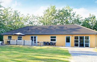 Photo 1 - 12 Person Holiday Home in Hojslev