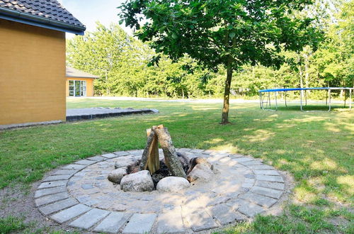 Photo 24 - 12 Person Holiday Home in Hojslev