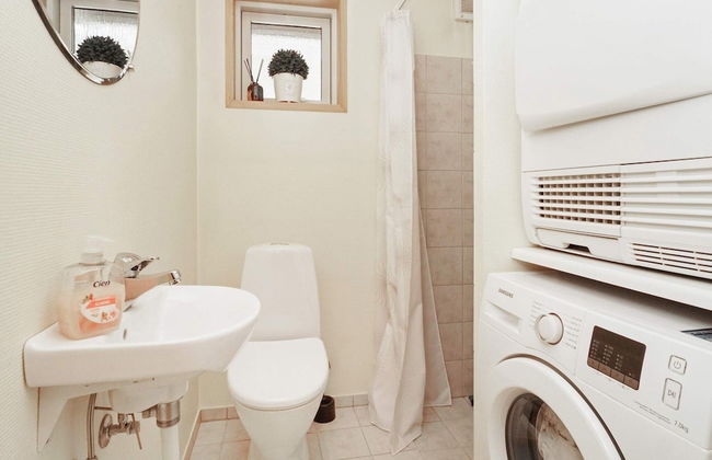 8 Person Holiday Home in Rodby - Photo 15