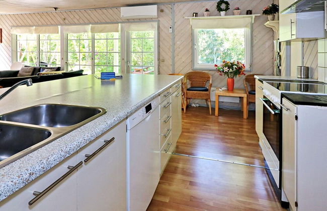 8 Person Holiday Home in Hadsund - Foto 11