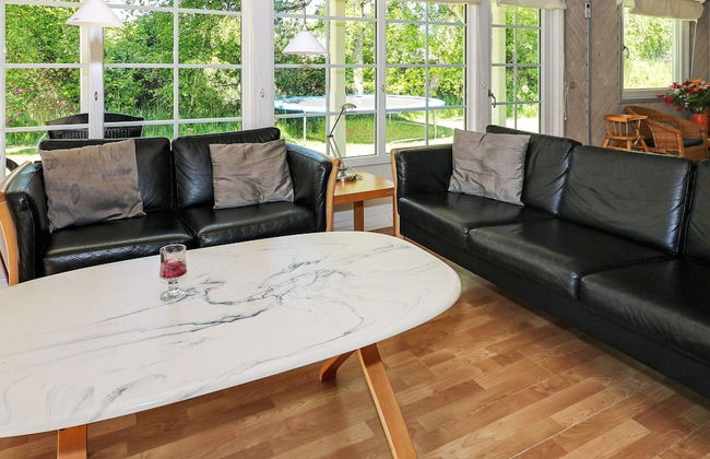 8 Person Holiday Home in Hadsund - Foto 41